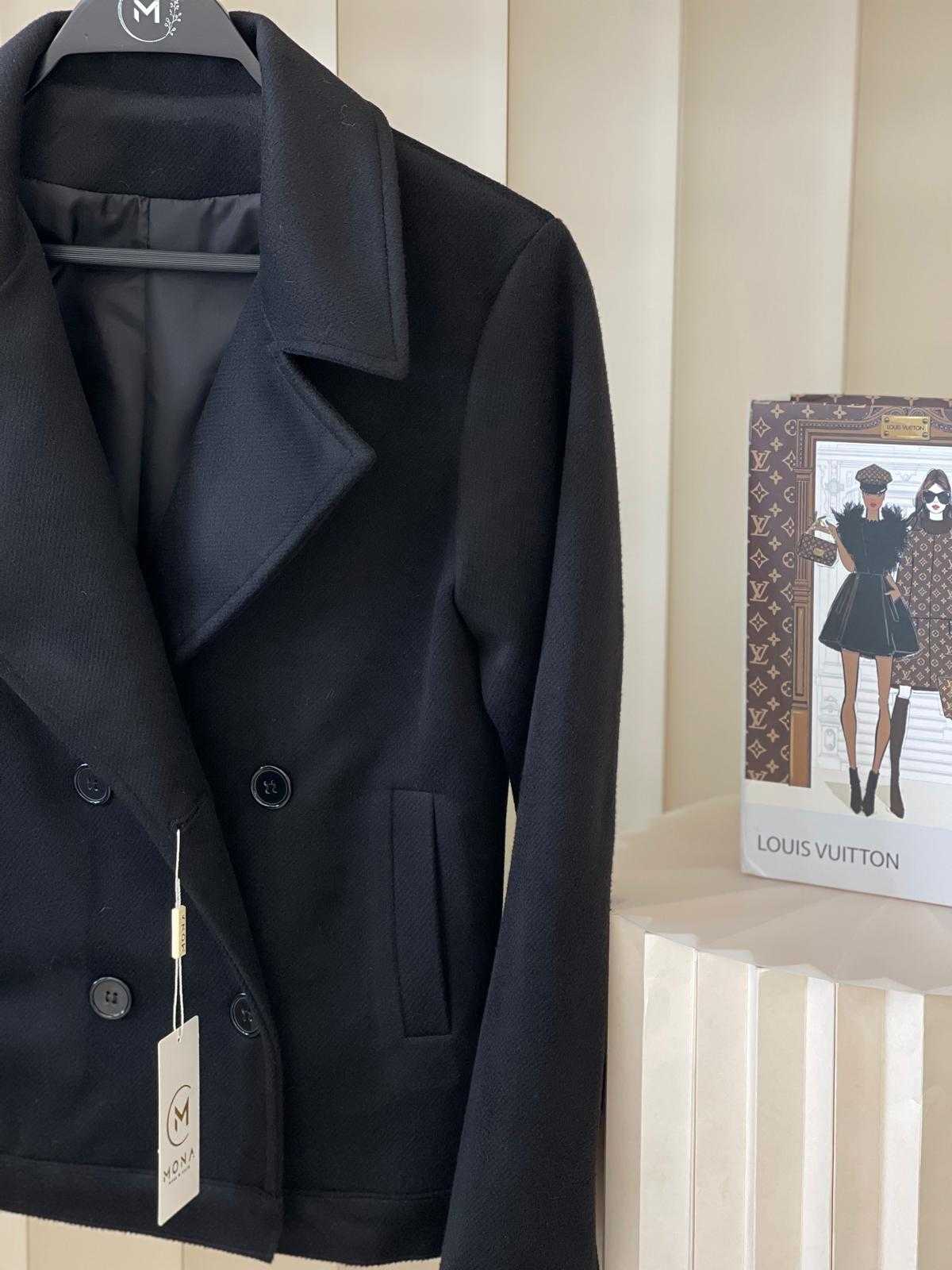 Double-Breasted Tailored Black Blazer